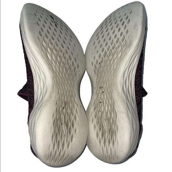 YOU by skechers Burgundy Slip On Sneakers Size 7 - Picture 5 of 9